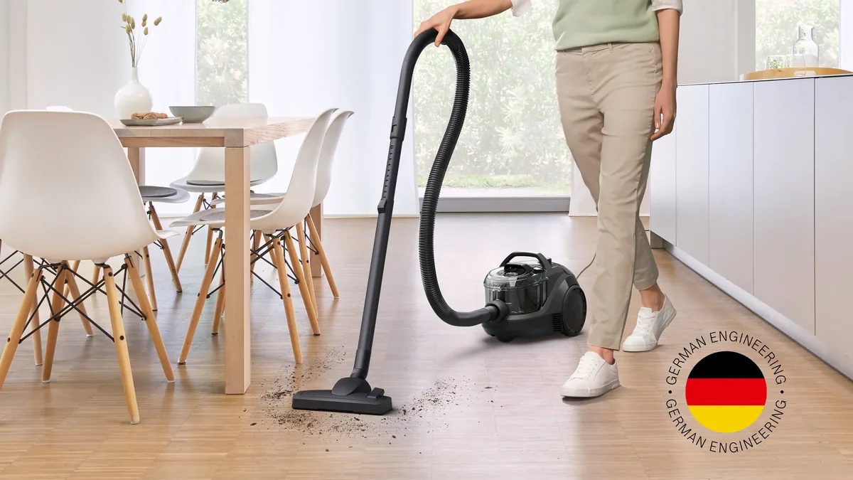 Bosch контейнерный пылесос Serie 4, черный