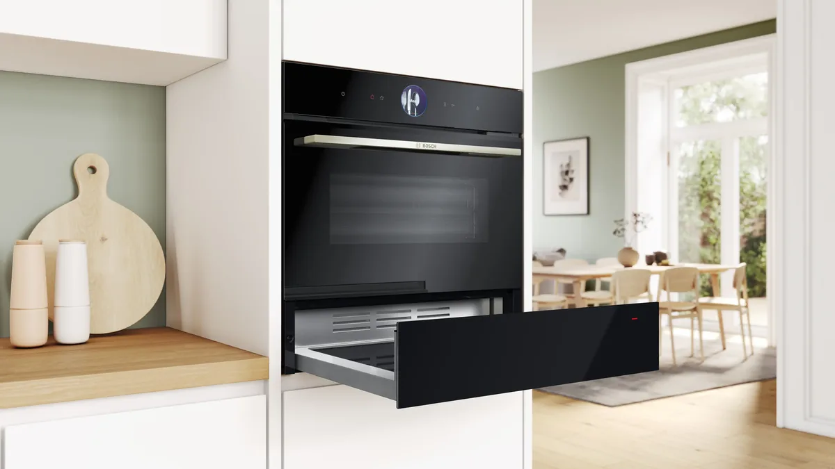Встраиваемый ящик для подогрева посуды Bosch, 60 x 14 см, черный