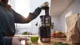 Bosch медленная соковыжималка VitaExtract 150 Вт Черный, Матовая нержавеющая сталь