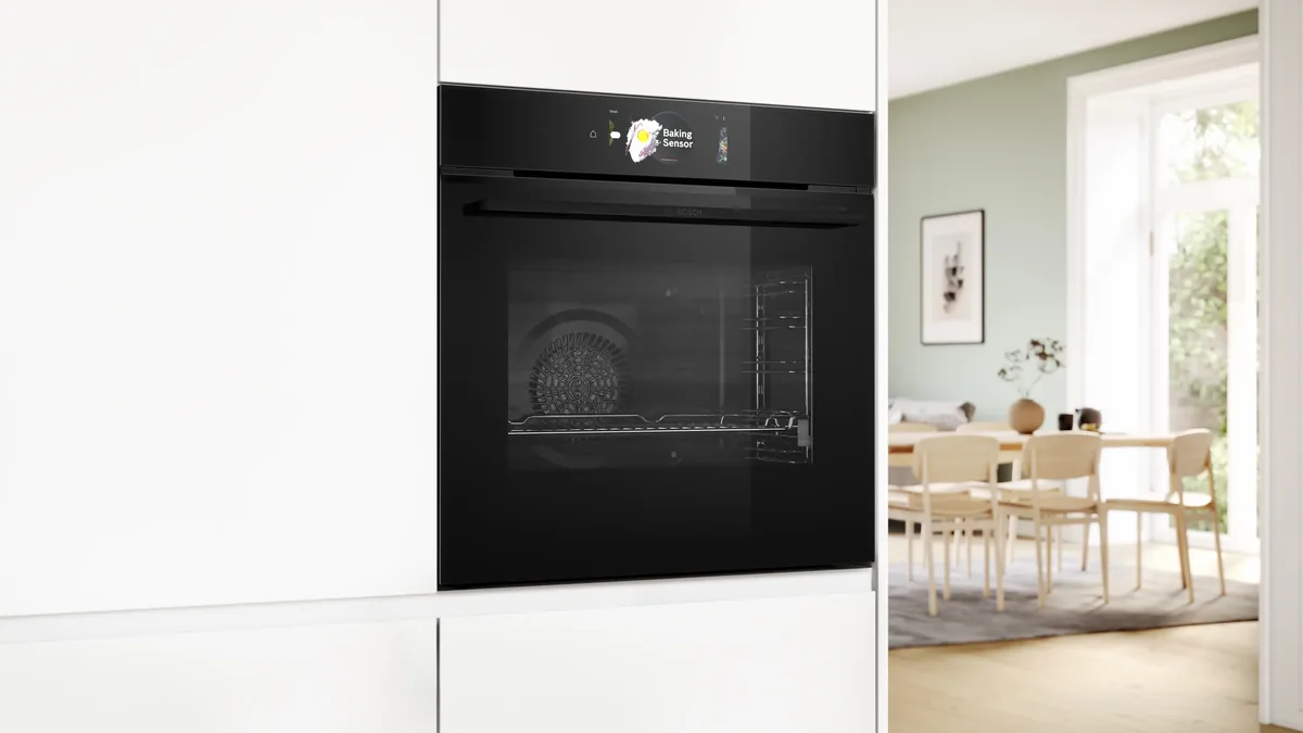 Встраиваемый духовой шкаф Bosch HBG978NB1